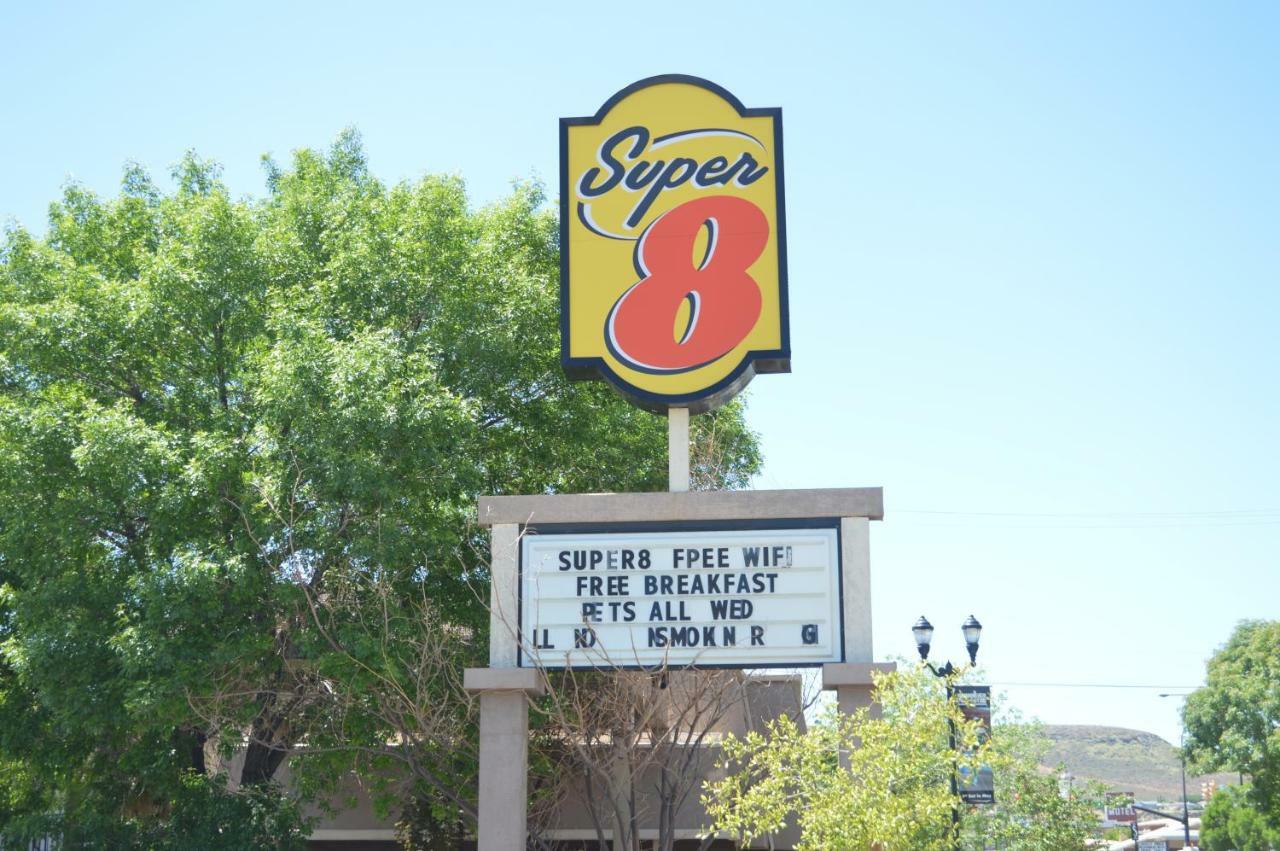 Super 8 By Wyndham St. George Ut Motell Exteriör bild